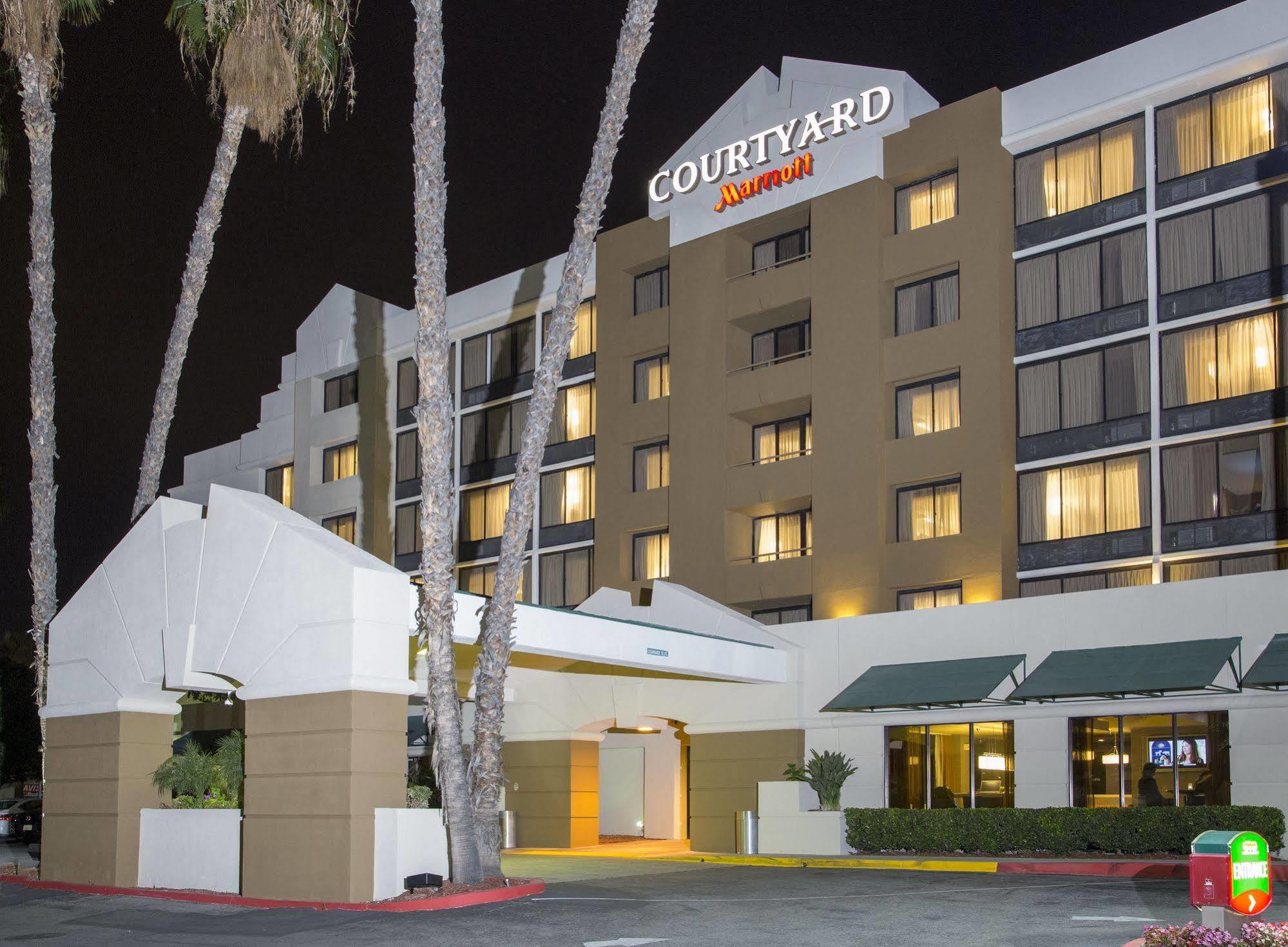 Courtyard By Marriott Riverside Ucr/Moreno Valley Area Exterior photo